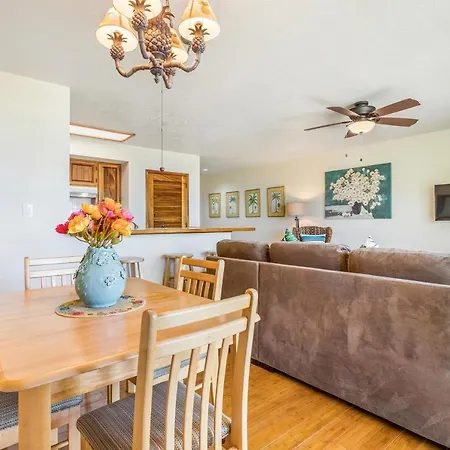 Kahaluu Bay Villas #103